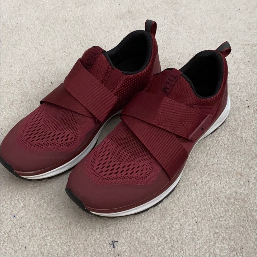 TIEM Spin Shoes! Size 8